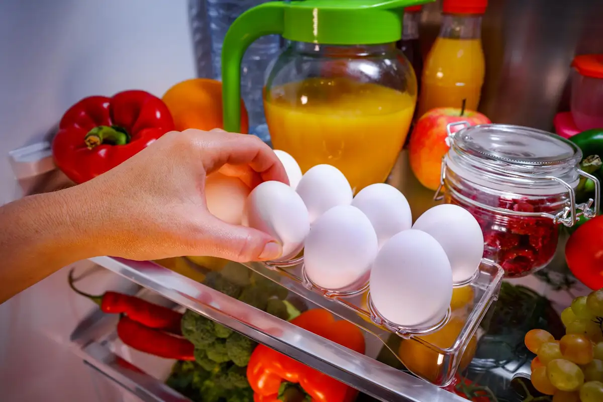 Quanto tempo os ovos duram na geladeira? Veja como armazenar!