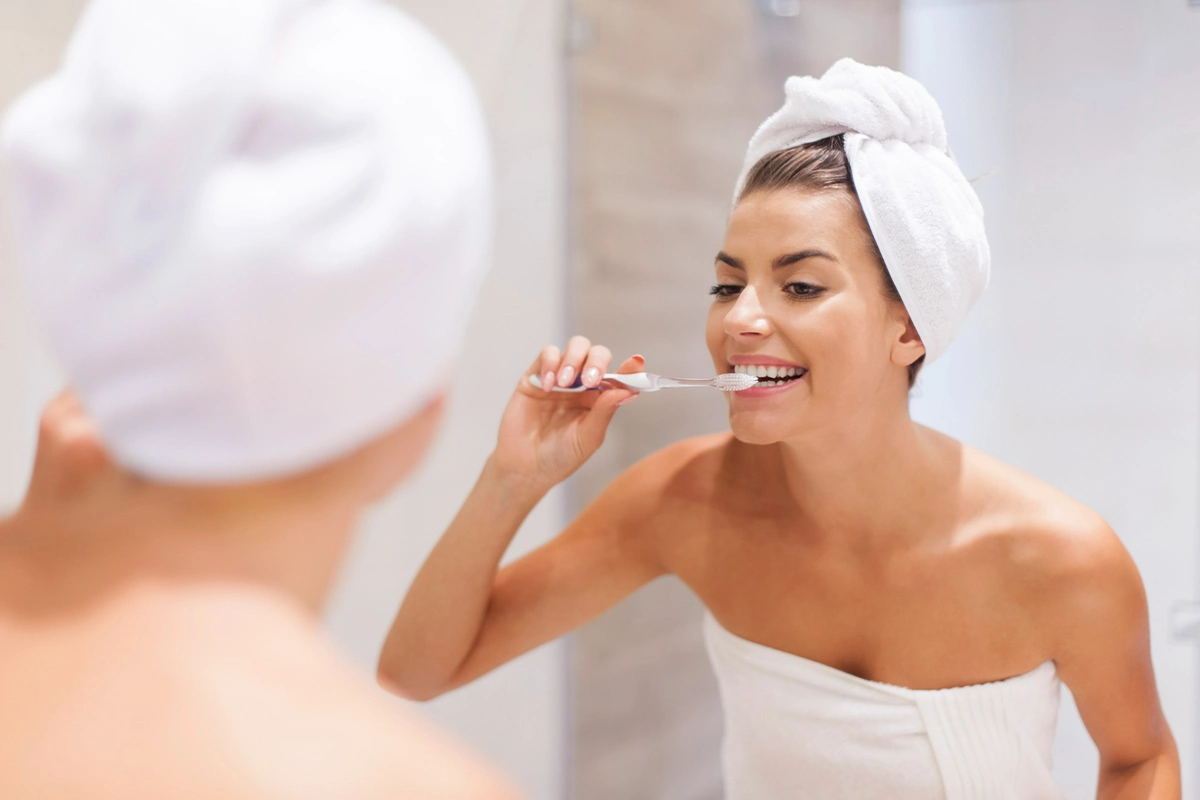 Motivos para escovar os dentes.